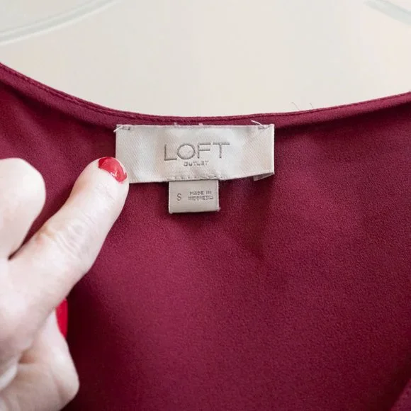 LOFT Raspberry Dressy Tank Top - Picture 3 of 10